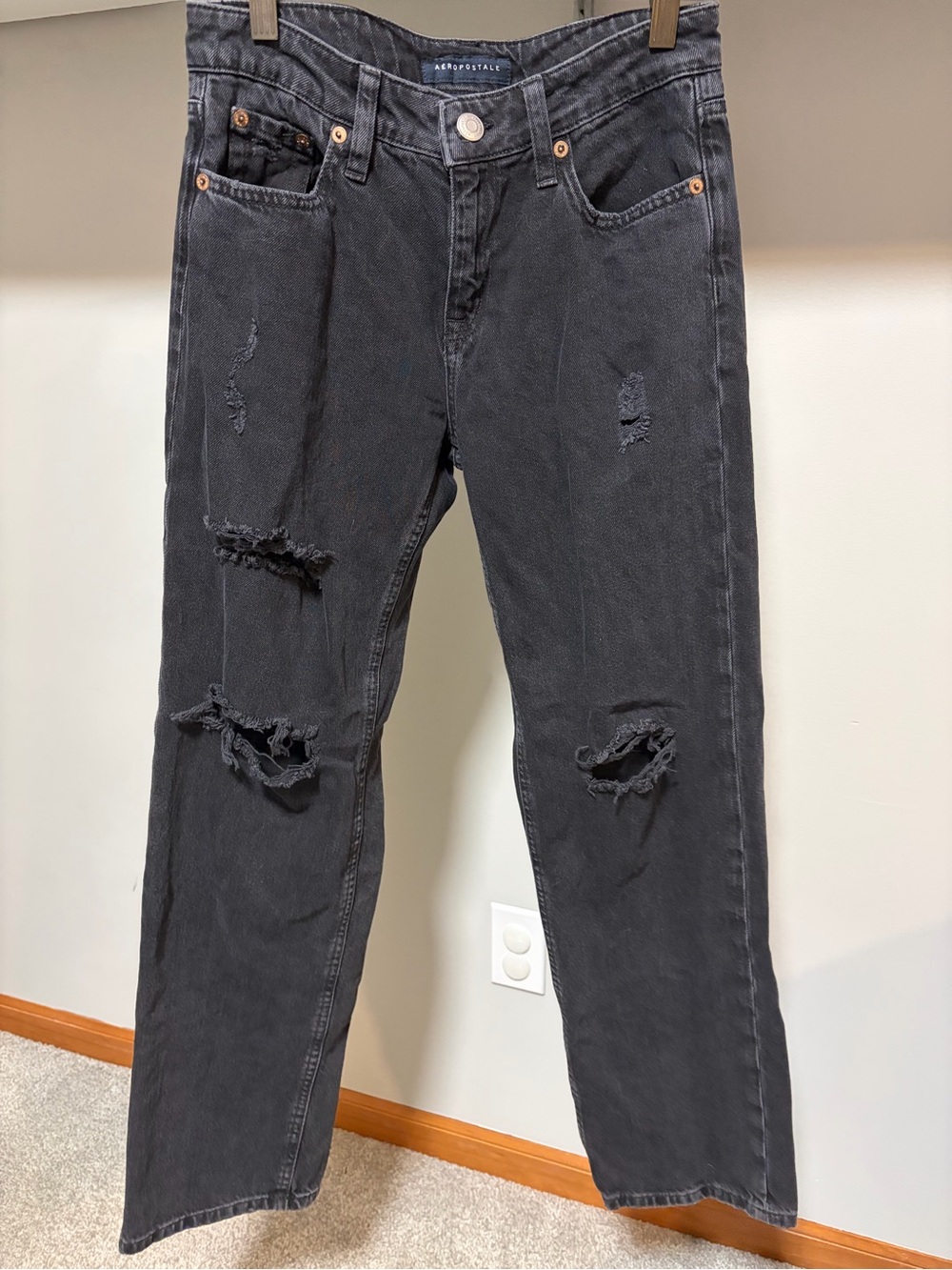 Aéropostale Black Low Rise Baggy Straight-Leg Jeans 0 Short Distressed
